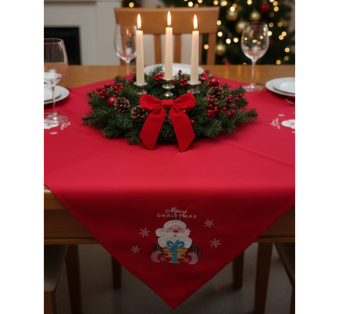 Vianočný obrus - štvorcový so Santa Clausom - červený - NORIMBERGA